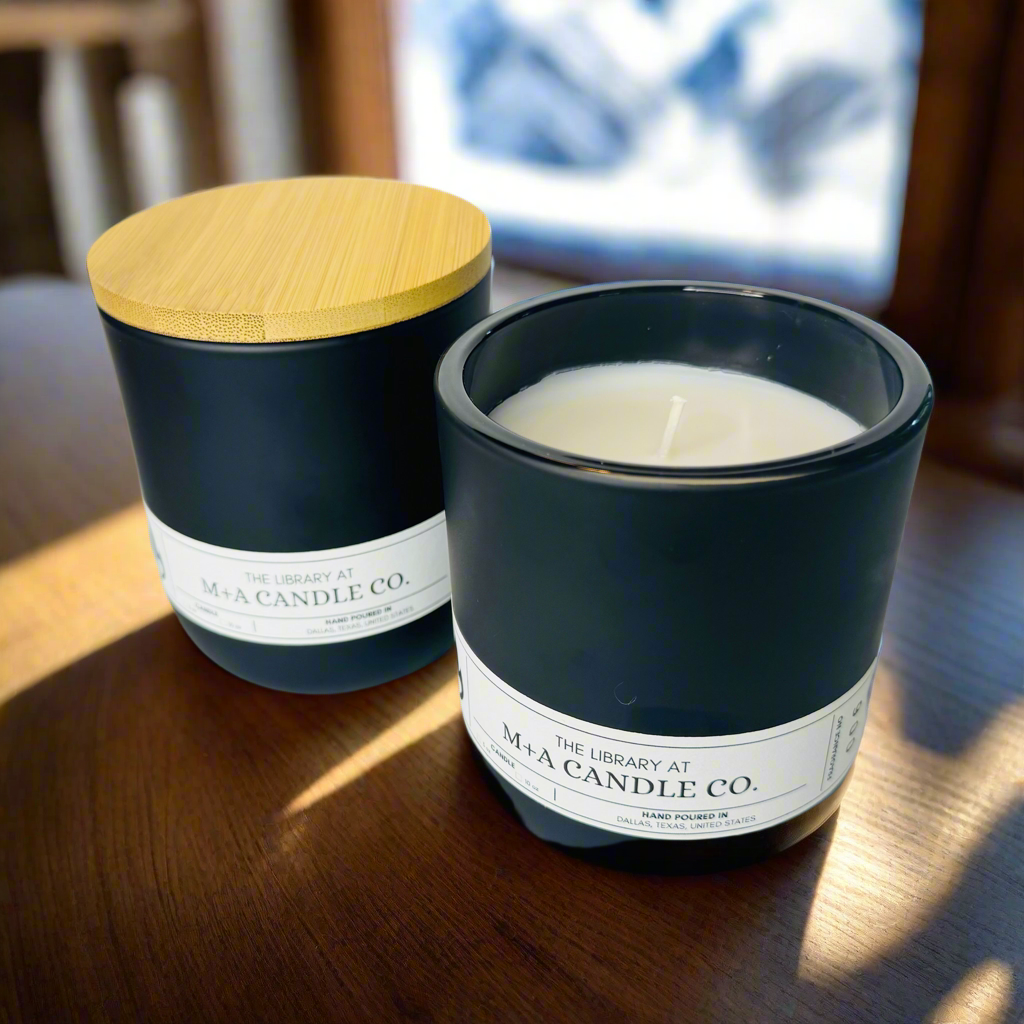 010 Lyla: Cedar & Cypress Candle