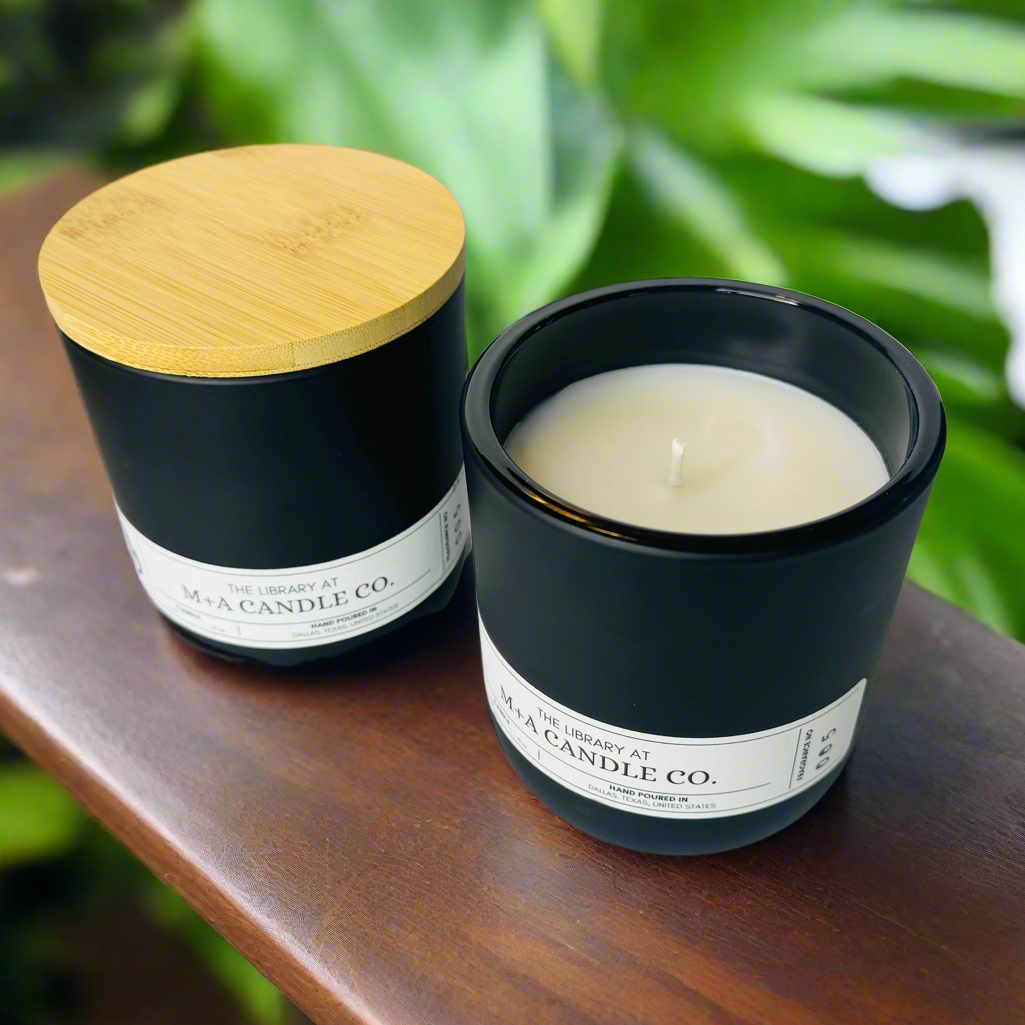 005 Layla: Oakmoss & Amber Candle