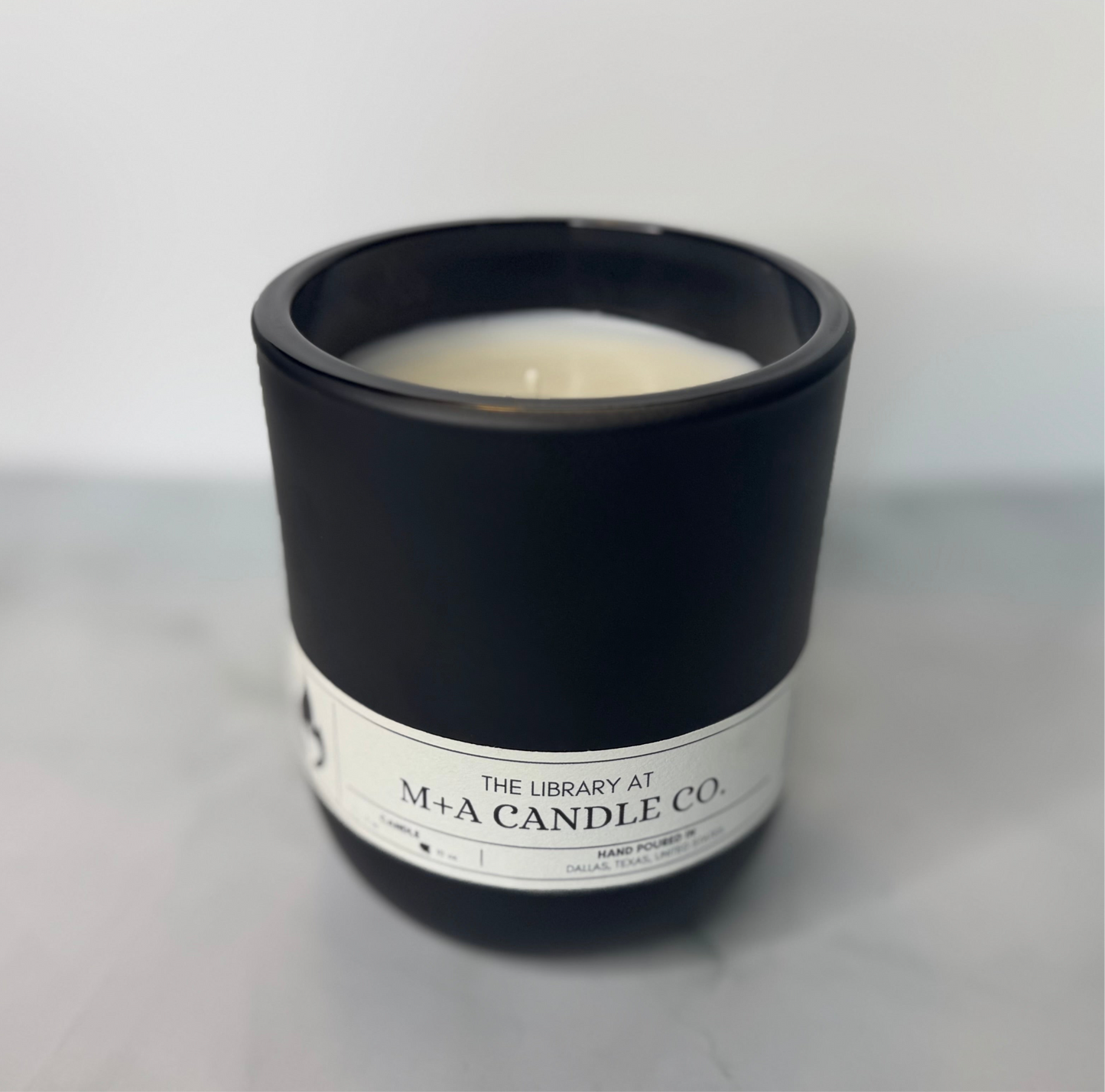001 Ava: Sugar & Butter Candle